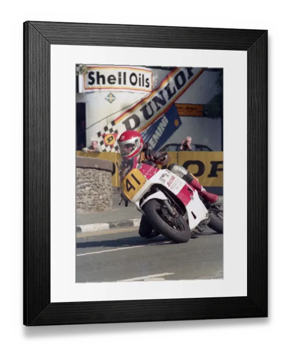 Framed Print : Gino Rondelli (Yamaha) 1987 Senior Manx Grand Prix Framed Print : Gino Rondelli (Yamaha) 1987 Senior Manx Grand Prix