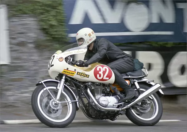 Mick Poxon (Yamaha) 1973 Production TT