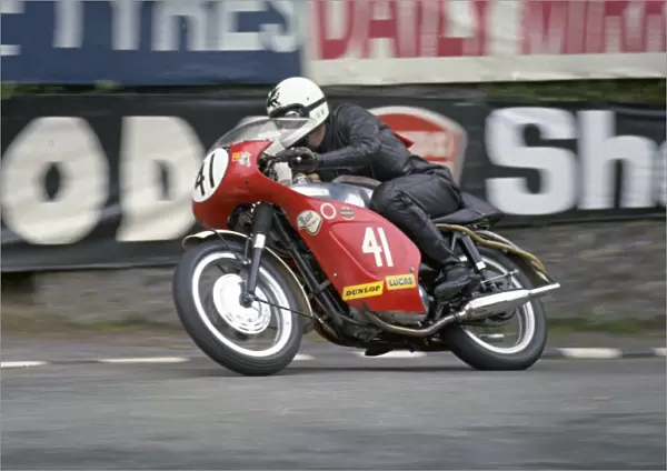 Roger Bowler (Triumph) 1973 Production TT