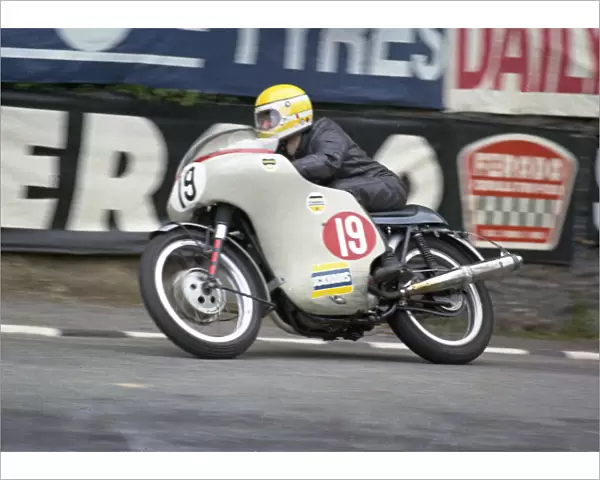 Chris Bond (Triumph) 1973 Production TT