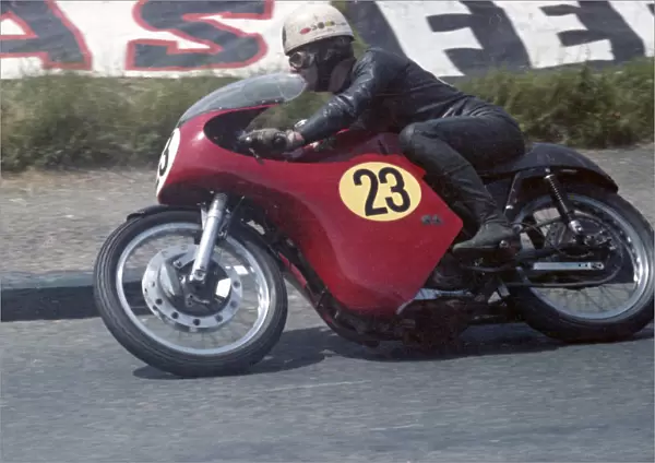 Billy McCosh (Matchless) 1967 Senior TT