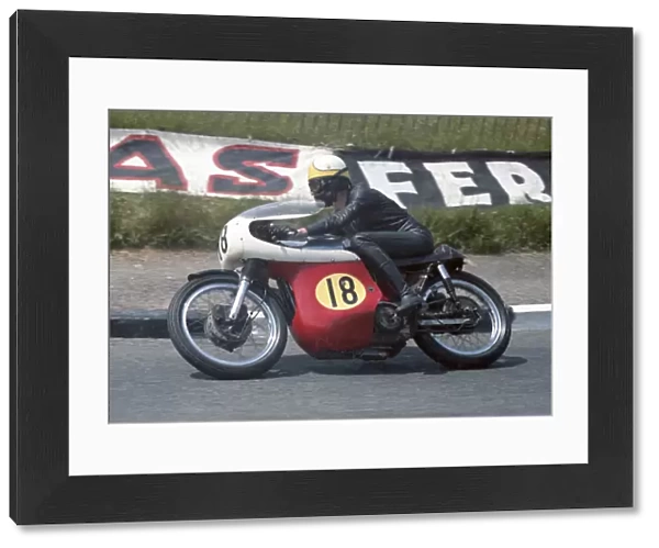 Ian Burne (Norton) 1967 Senior TT
