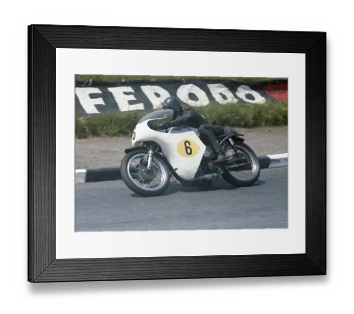 Framed Print : Malcolm Stanton (Norton) 1967 Senior TT