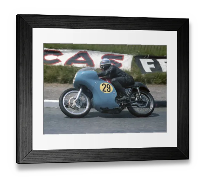 Framed Print : Derek Lee (Matchless) 1967 Senior TT Framed Print : Derek Lee (Matchless) 1967 Senior TT