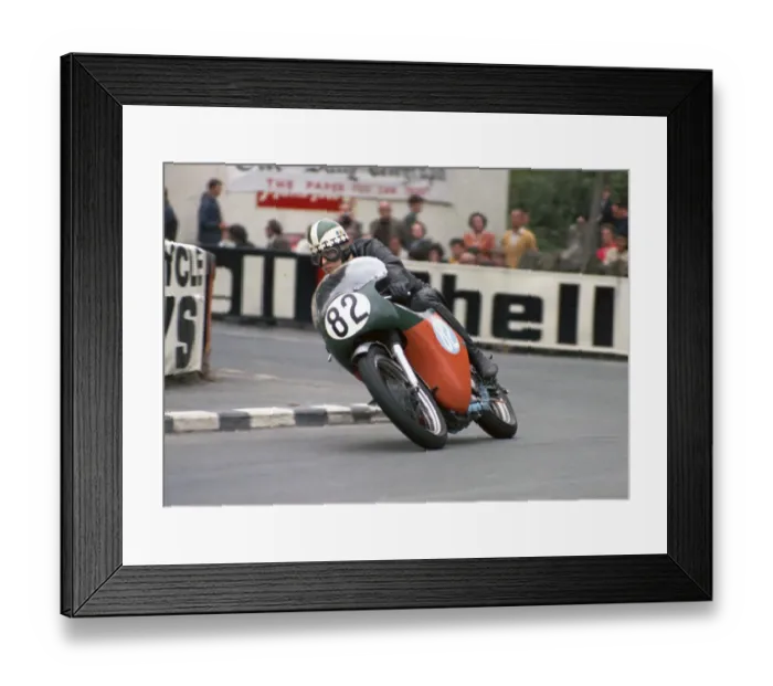 Framed Print : Jeff Middleton (Norton) 1968 Junior Manx Grand Prix Framed Print : Jeff Middleton (Norton) 1968 Junior Manx Grand Prix
