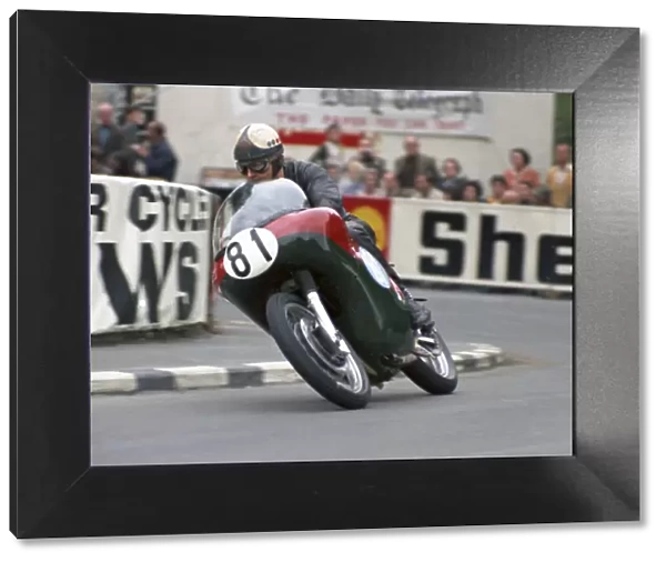 Nigel Warren (AJS) 1968 Junior Manx Grand Prix