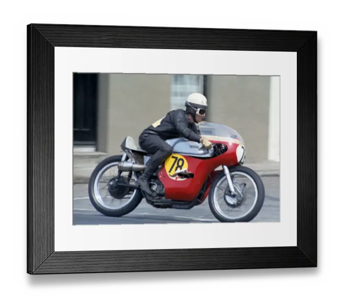 Framed Print : Tom Gill (Norton) 1969 Senior TT Framed Print : Tom Gill (Norton) 1969 Senior TT