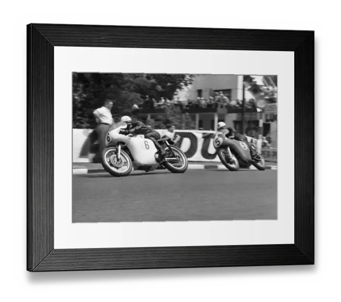 Framed Print : Derek Minter (Norton) 1962 Senior TT Framed Print : Derek Minter (Norton) 1962 Senior TT