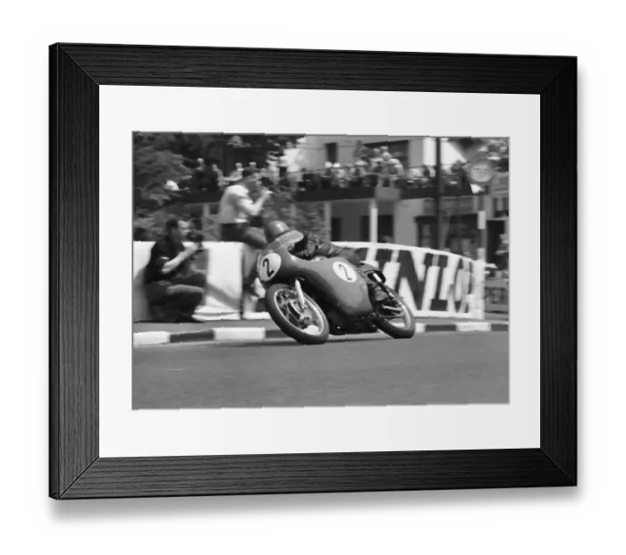 Framed Print : Alan Shepherd (Matchless) 1962 Senior TT Framed Print : Alan Shepherd (Matchless) 1962 Senior TT