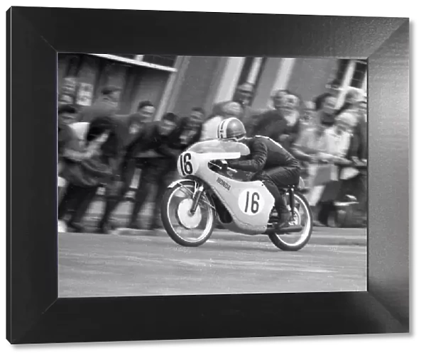 Naomi Taniguchi (Honda) 1964 50cc TT