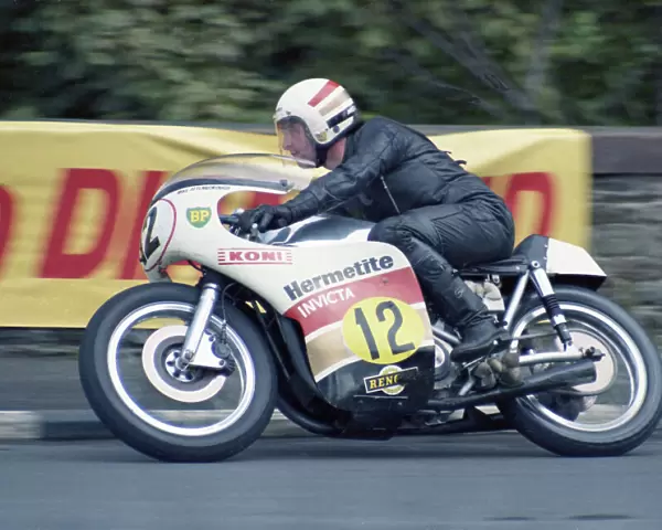Mick Attenborough (Norton) 1974 Senior Manx Grand Prix