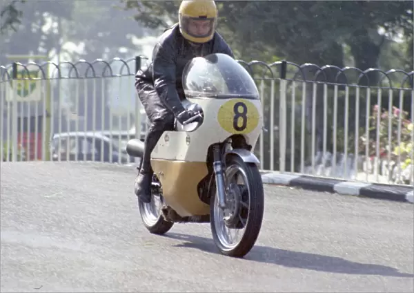 Dave Bevan (Petty Norton) 1972 Senior Manx Grand Prix