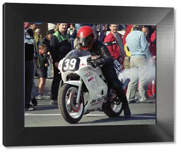 Robbie Allan (Yamaha) 1990 Lightweight 400 TT