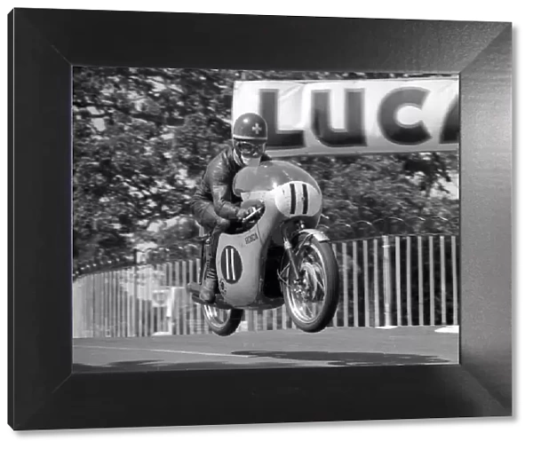 Luigi Taveri (Honda) 1964 Ultra Lightweight TT