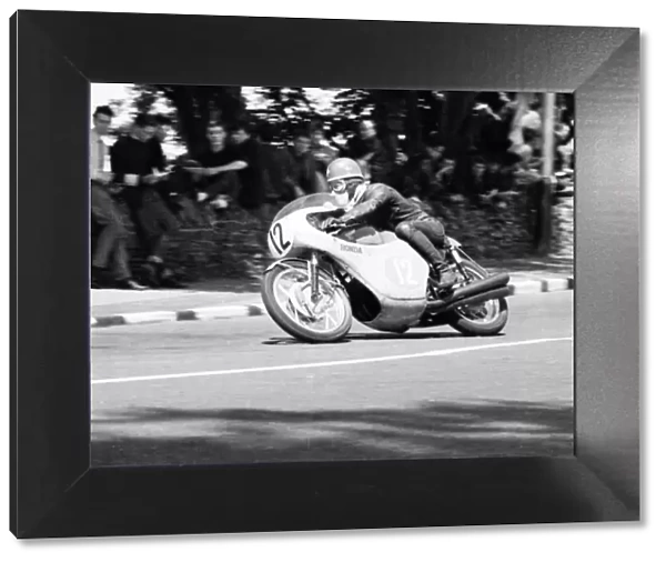 Luigi Taveri (Honda) 1964 Lightweight TT