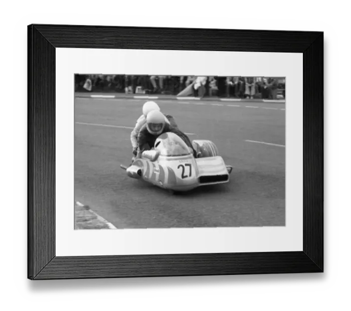 Framed Print : Barrie Moran & Ron Hardy (M. B. Konig) 1980 Sidecar TT Framed Print : Barrie Moran & Ron Hardy (M. B. Konig) 1980 Sidecar TT