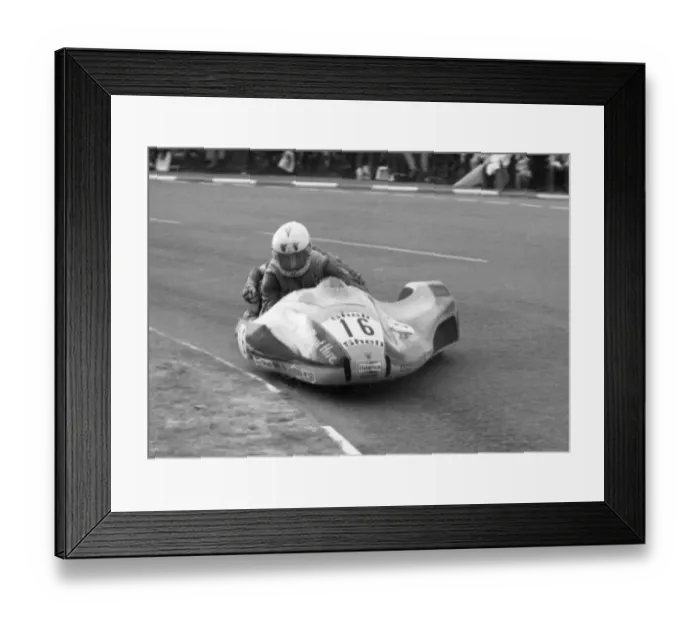 Framed Print : Dick Hawes & Don Williams (Anderson Yamaha) 1980 Sidecar TT Framed Print : Dick Hawes & Don Williams (Anderson Yamaha) 1980 Sidecar TT