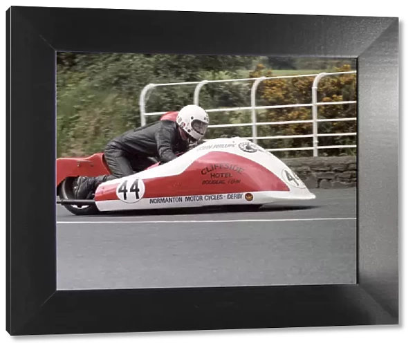 John Phillips & Malcolm Hollis (Yamaha) 1983 Sidecar TT