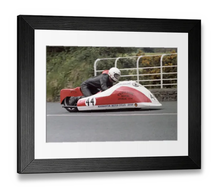 Framed Print : John Phillips & Malcolm Hollis (Yamaha) 1983 Sidecar TT Framed Print : John Phillips & Malcolm Hollis (Yamaha) 1983 Sidecar TT
