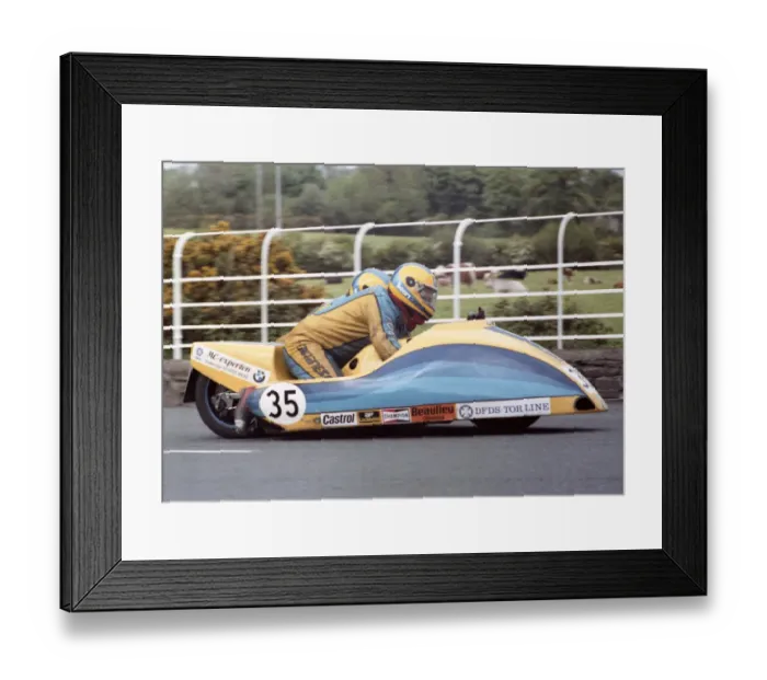 Framed Print : Bjorn Andersson & Lasse Nordstrom (Windle Yamaha) 1983 Sidecar TT Framed Print : Bjorn Andersson & Lasse Nordstrom (Windle Yamaha) 1983 Sidecar TT