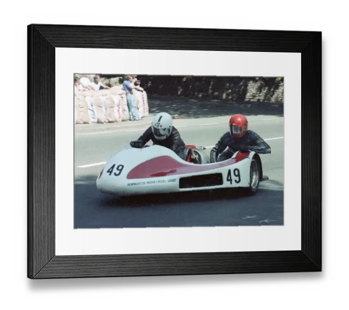 Framed Print : John Phillips & Malcolm Hollis (Yamaha) 1982 Sidecar TT Framed Print : John Phillips & Malcolm Hollis (Yamaha) 1982 Sidecar TT