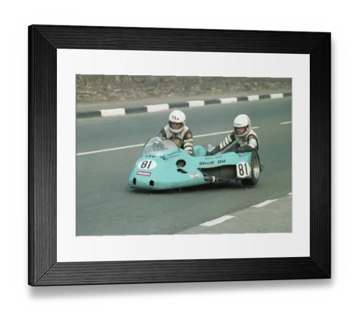 Framed Print : Derek Blackbourn & Barry Dunn (Yamaha) 1982 Sidecar TT Framed Print : Derek Blackbourn & Barry Dunn (Yamaha) 1982 Sidecar TT