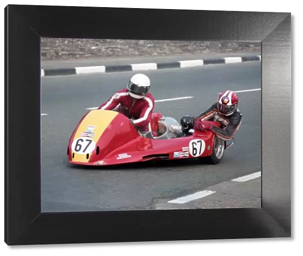 Barry Sloper & Sean Collister (Kawasaki) 1982 Sidecar TT