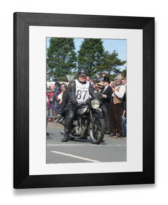 Framed Print : David Kaniewski (1935 Rudge), No. 88, 2007 Re-enactment Framed Print : David Kaniewski (1935 Rudge), No. 88, 2007 Re-enactment