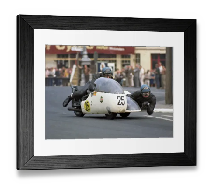 Framed Print : Dennis Keen & G C Hunt (Triumph) 1970 750 Sidecar TT Framed Print : Dennis Keen & G C Hunt (Triumph) 1970 750 Sidecar TT