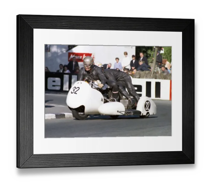Framed Print : Bran Bardsley & Peter Cropper (Triumph) 1968 500 Sidecar TT Framed Print : Bran Bardsley & Peter Cropper (Triumph) 1968 500 Sidecar TT