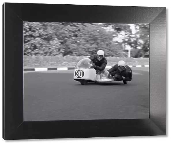 Eric Parkinson & K Philpott (Triumph) 1965 Sidecar TT