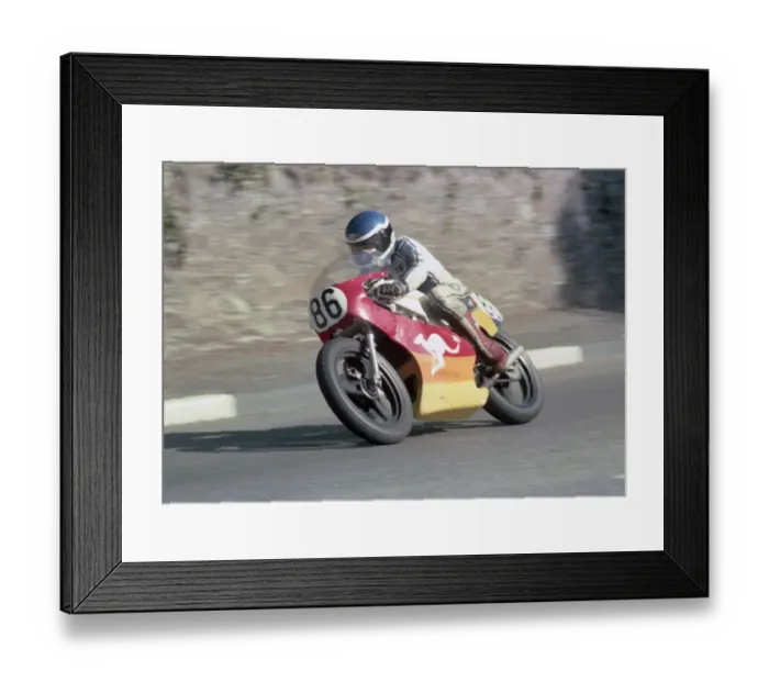 Framed Print : Terry Nichol (Yamaha) 1982 Senior Manx Grand Prix Framed Print : Terry Nichol (Yamaha) 1982 Senior Manx Grand Prix