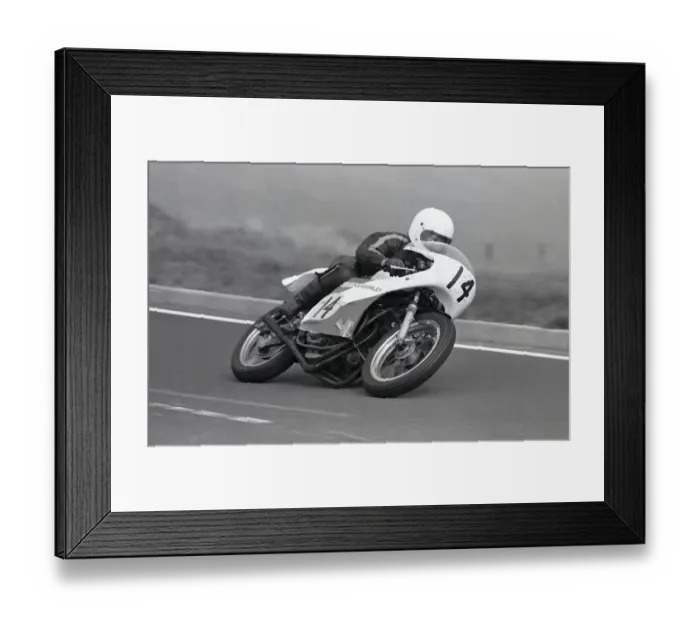 Framed Print : Colin Stockdale (Honda) 1981 Senior Manx Grand Prix