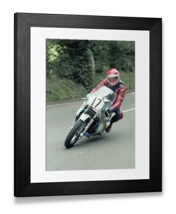 Framed Print : Colin Pearson (Suzuki) 1980 Senior Manx Grand Prix Framed Print : Colin Pearson (Suzuki) 1980 Senior Manx Grand Prix