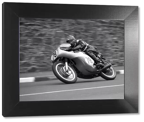 Bill Innocent (Triumph  /  Norton) 1963 Senior Manx Grand Prix