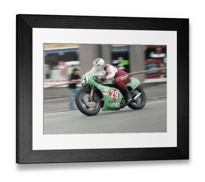 Framed Print : Pete Beale (Yamaha) 1981 Newcomers Manx Grand Prix Framed Print : Pete Beale (Yamaha) 1981 Newcomers Manx Grand Prix