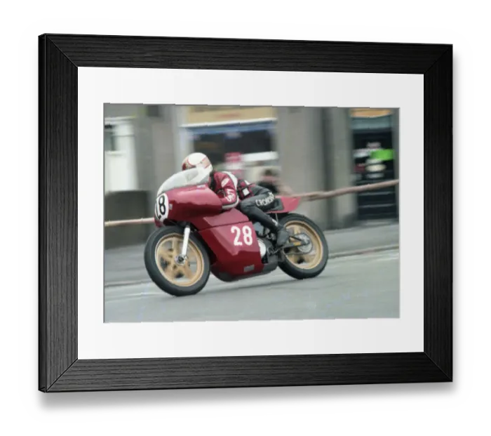 Framed Print : John Cronshaw (Unity BSA) 1981 Newcomers Manx Grand Prix Framed Print : John Cronshaw (Unity BSA) 1981 Newcomers Manx Grand Prix