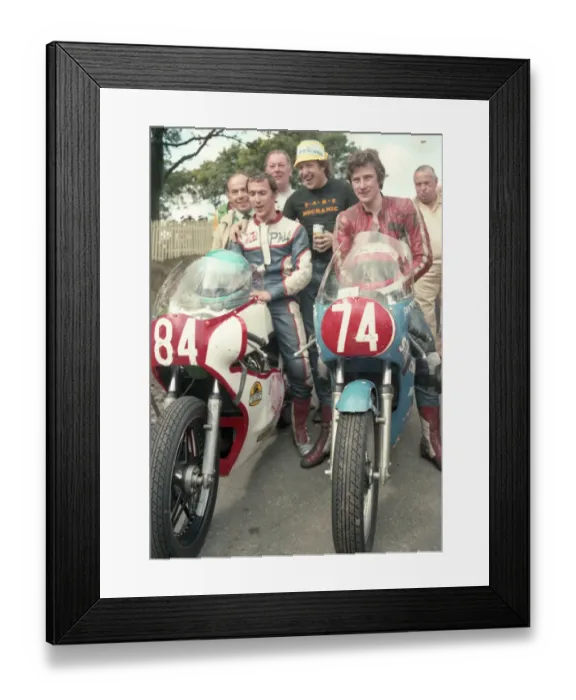 Framed Print : Phil Armes, Gary Cowan, 1984 Newcomers Manx Grand Prix Framed Print : Phil Armes, Gary Cowan, 1984 Newcomers Manx Grand Prix