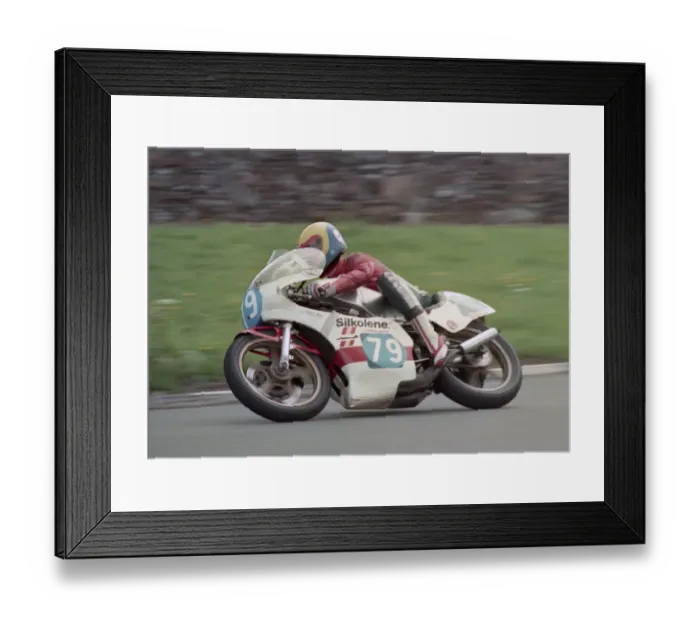 Framed Print : Andy Graves (Yamaha) 1984 Junior Manx Grand Prix Framed Print : Andy Graves (Yamaha) 1984 Junior Manx Grand Prix