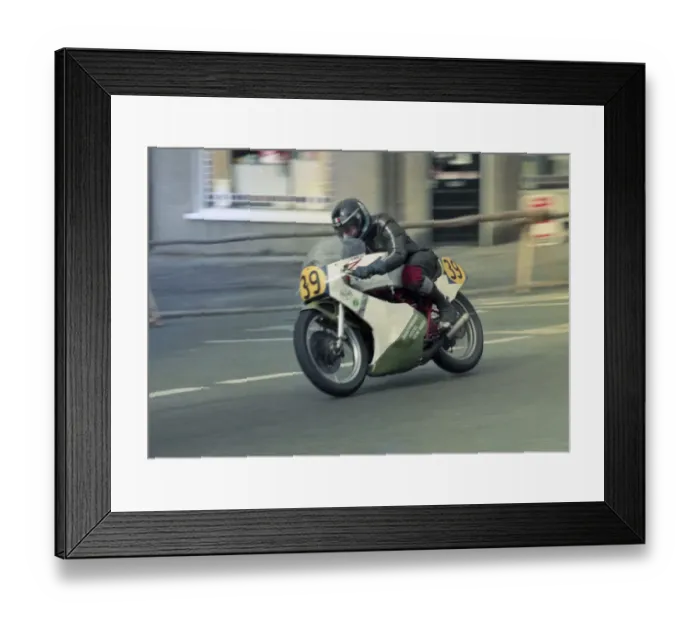 Framed Print : James McManus (Yamaha) 1984 Senior Manx Grand Prix Framed Print : James McManus (Yamaha) 1984 Senior Manx Grand Prix