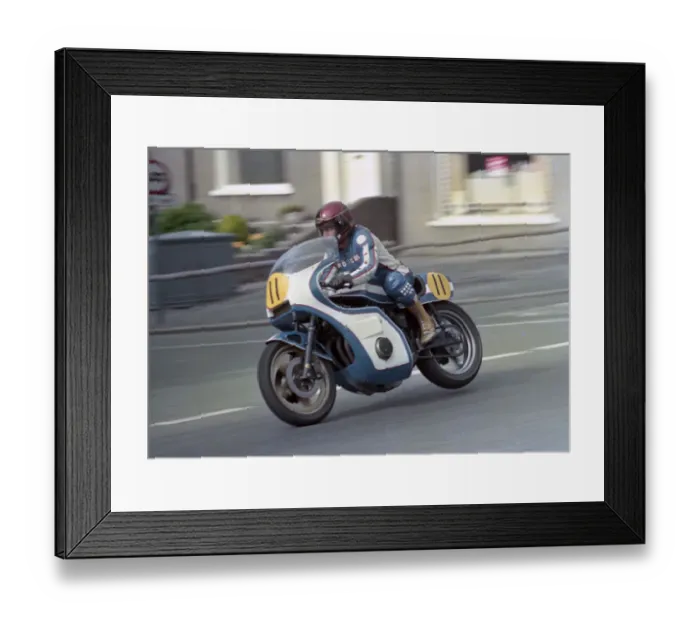 Framed Print : Fred Curry (Kawasaki) 1984 Senior Manx Grand Prix Framed Print : Fred Curry (Kawasaki) 1984 Senior Manx Grand Prix