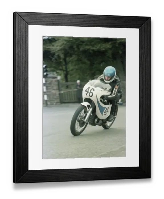 Framed Print : Ian McCallum (Matchless) 1983 Senior Classic Manx Grand Prix
