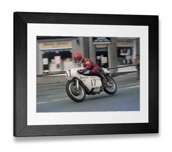 Framed Print : Les Trotter (Ridgeon Seeley) 1983 Senior Classic Manx Grand Prix Framed Print : Les Trotter (Ridgeon Seeley) 1983 Senior Classic Manx Grand Prix