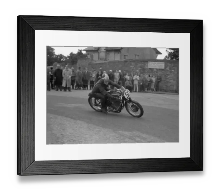 Framed Print : Robin Dawson (Matchless) 1960 Southern 100 Framed Print : Robin Dawson (Matchless) 1960 Southern 100