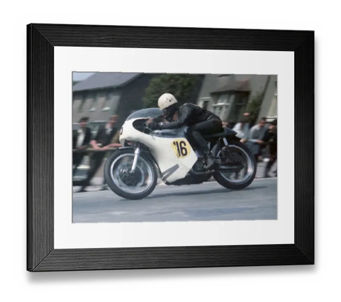 Framed Print : Doug Cash (Norton) 1967 Senior TT Framed Print : Doug Cash (Norton) 1967 Senior TT