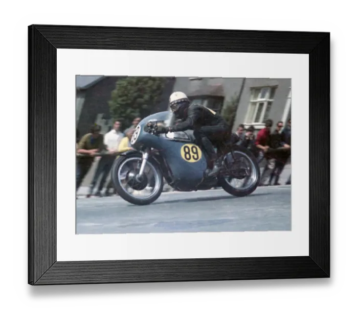 Framed Print : Roy Reid (Norton) 1967 Senior TT Framed Print : Roy Reid (Norton) 1967 Senior TT