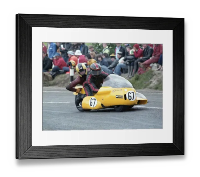 Framed Print : Paul Rogers & John Havercroft (Yamaha) 1978 Sidecar TT Framed Print : Paul Rogers & John Havercroft (Yamaha) 1978 Sidecar TT
