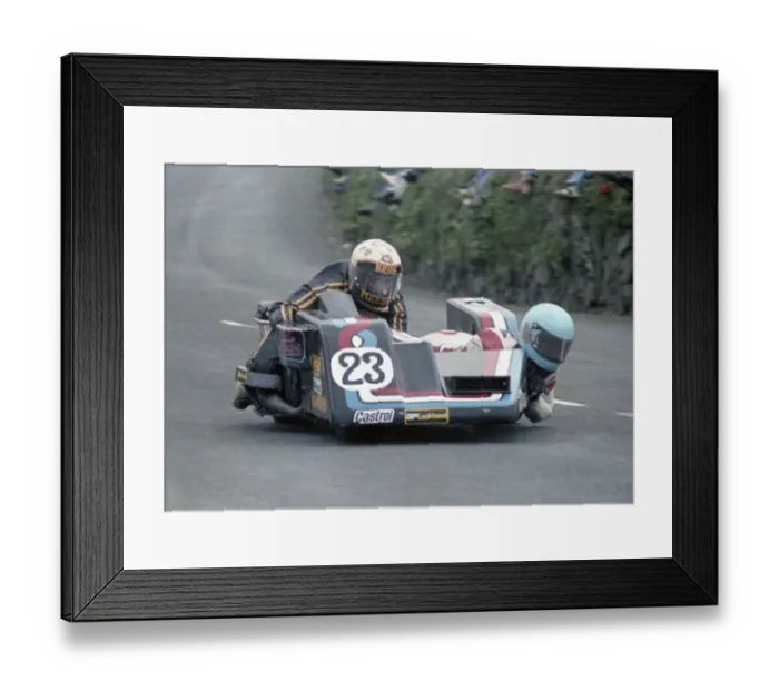Framed Print : Brian Meeson & Ernest Smith (Yamaha) 1978 Sidecar TT Framed Print : Brian Meeson & Ernest Smith (Yamaha) 1978 Sidecar TT