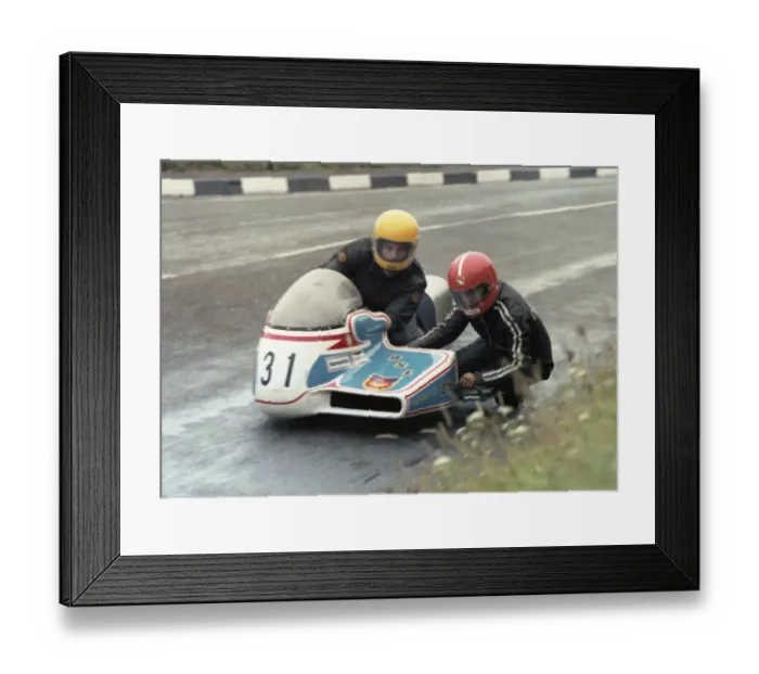 Framed Print : Barrie Moran & Joe Henderson (Konig) 1978 Sidecar TT Framed Print : Barrie Moran & Joe Henderson (Konig) 1978 Sidecar TT