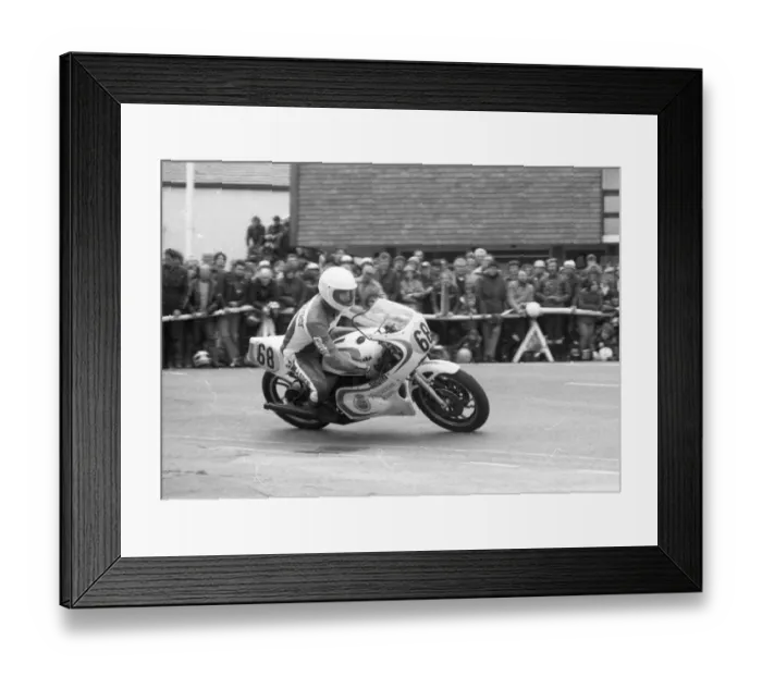 Framed Print : Reinhard Koberstein (Yamaha) 1981 Senior TT Framed Print : Reinhard Koberstein (Yamaha) 1981 Senior TT